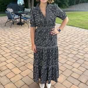 Max Studio Black and White Floral Puff Sleeve Dress